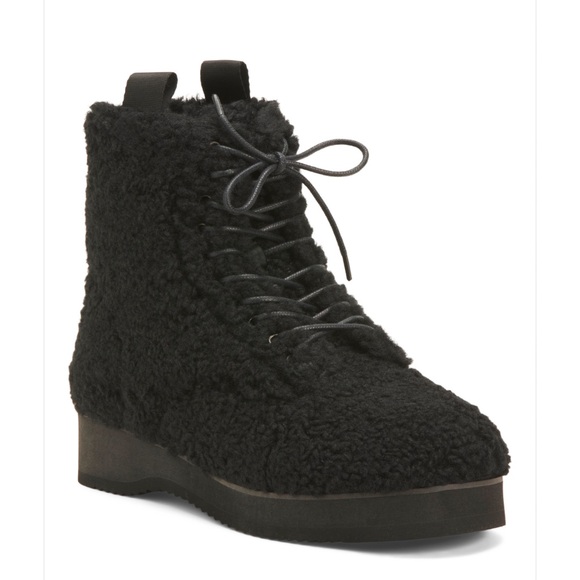 REVOLVE Shoes - ROAM ❤️‍🔥 COMBAT CUSH COZY BOOTS NWT SIZE 9 IN BLACK